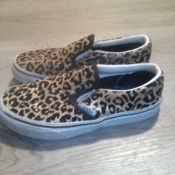 Other - Vans off the wall